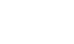 1945年、和菓子屋として創業。戦後間もなく、砂糖が貴重とされた時代。甘味が渇望された時代。餡きりなど馴染み深い菓子に始まり、米軍から製法が伝わったキャラメルなども製造してきた経緯があります。その後、本格的な京菓子に始まる、日本の伝統菓子を代々学び、継承してきました。現在の洋菓子分野を取り入れたのは昭和40年以降です。